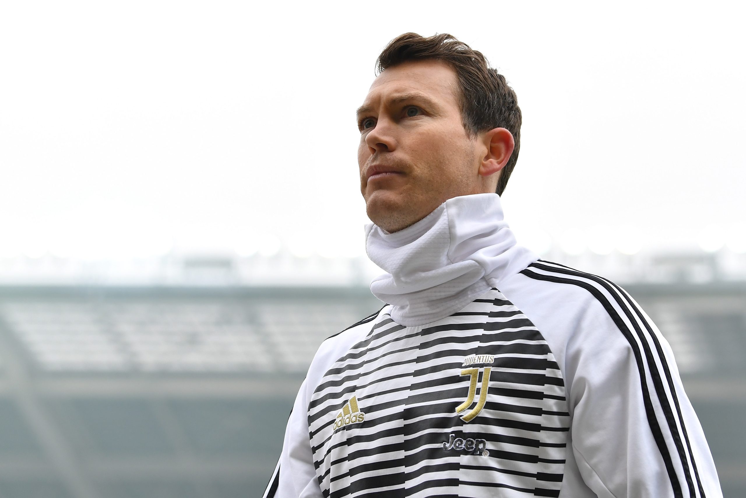 TURIN, ITALY - FEBRUARY 18: Stephan Lichtsteiner of Juventus looks on during the Serie A match between Torino FC and Juventus at Stadio Olimpico di Torino on February 18, 2018 in Turin, Italy. (Photo by Valerio Pennicino/Getty Images)