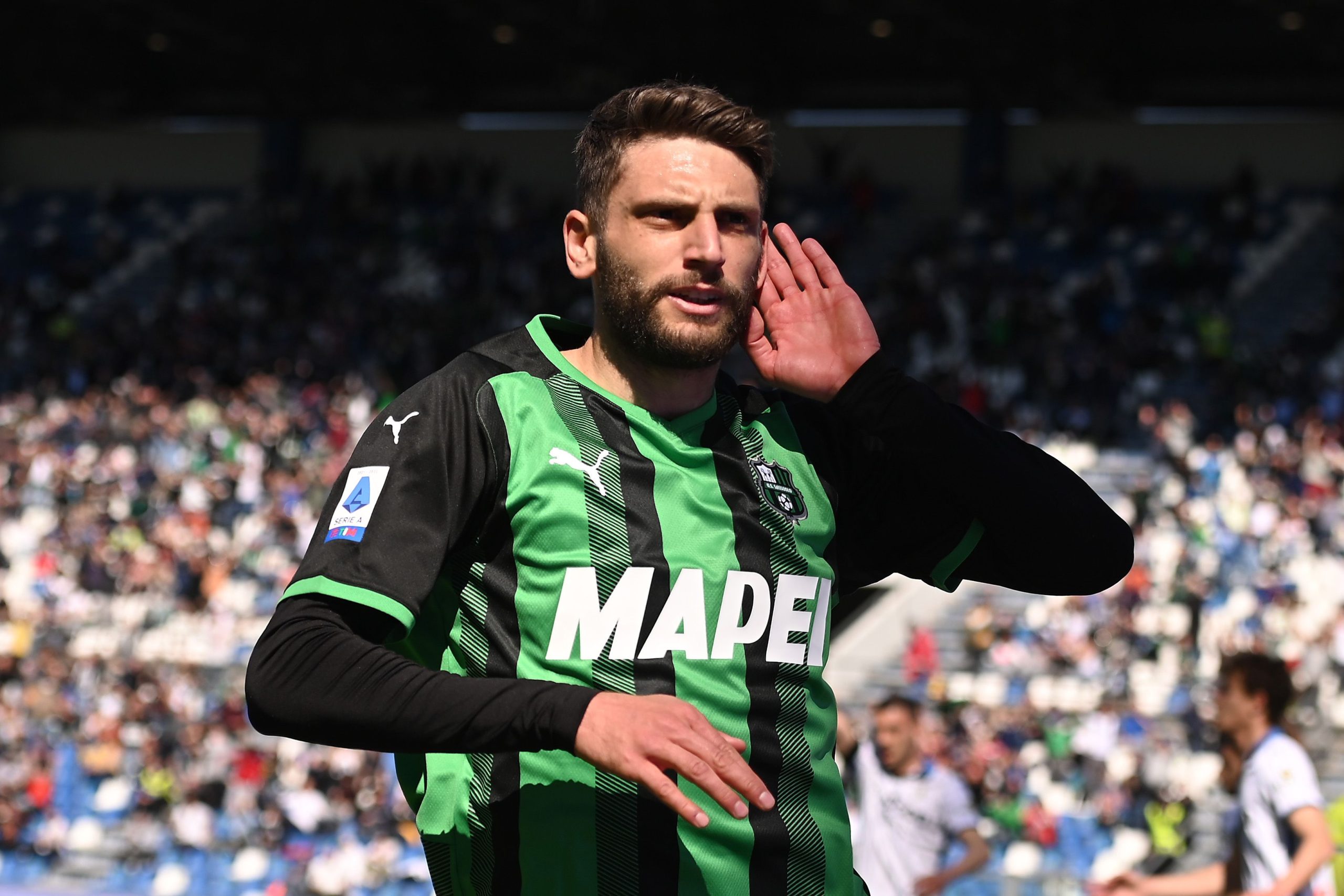 REGGIO NELL'EMILIA, ITALY - APRIL 10: Domenico Berardi of US Sassuolo celebrates during the Serie A match between US Sassuolo v Atalanta BC on April 10, 2022 in Reggio nell'Emilia, Italy. (Photo by Alessandro Sabattini/Getty Images)