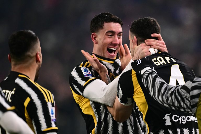 La Juventus remporte le choc contre Naples à domicile !