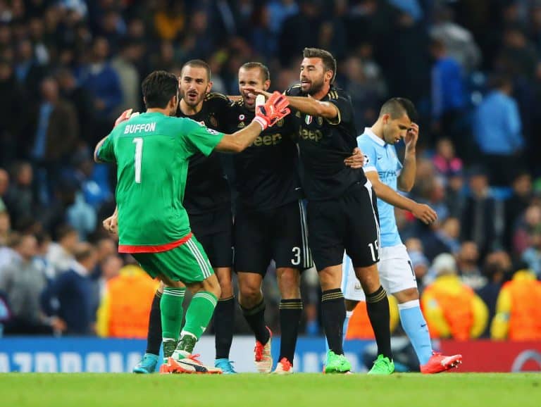 Gigi Buffon, Leonardo Bonucci et Andrea Barzagli rendent hommage à Giorgio Chiellini