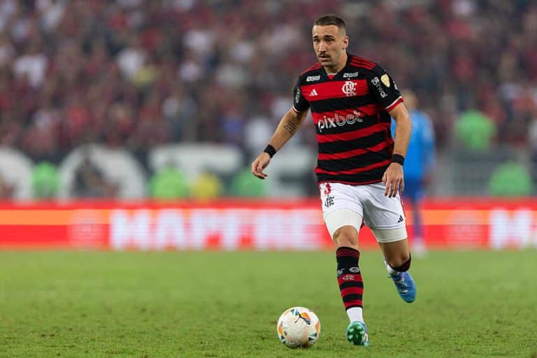 Léo Ortiz ! Un nouveau nom pour remplacer Gleison Bremer en défense ?