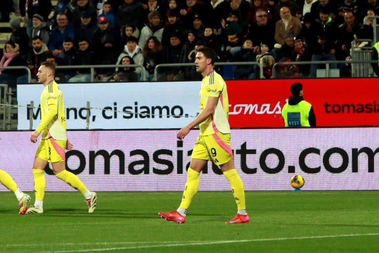 Cagliari / Juventus : Vlahovic retrouve le chemin des filets, Koopmeiners reste discret…les tops et les flops
