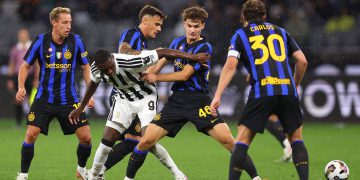 Randal Kolo Muani sous le maillot de la Juventus face à l'Inter Milan