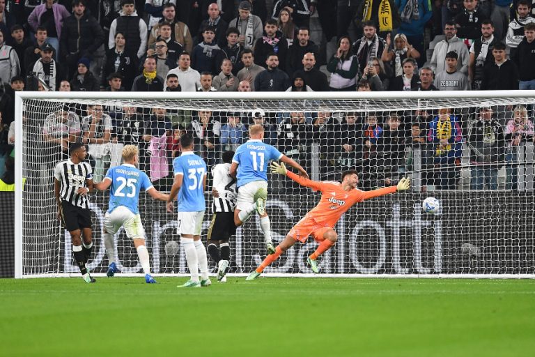 Vicario et la Juventus continuent de dégringoler (Getty)